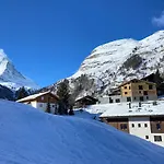 Coral Und Zermatter Stadel Daire Zermatt