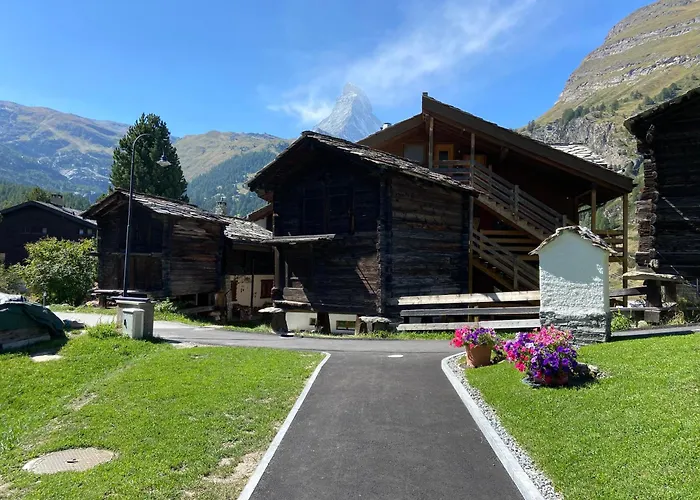 Coral Und Zermatter Stadel Apartmán Zermatt